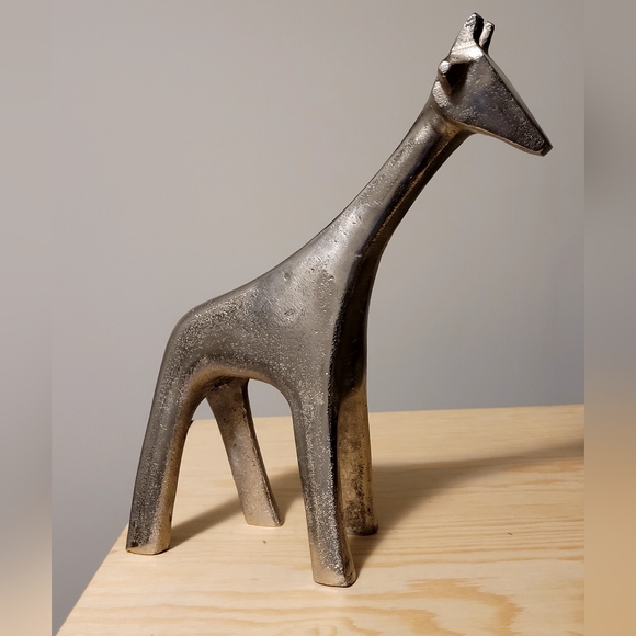 Cyan Design Nickel Neck sculpture - Picture 3 of 3